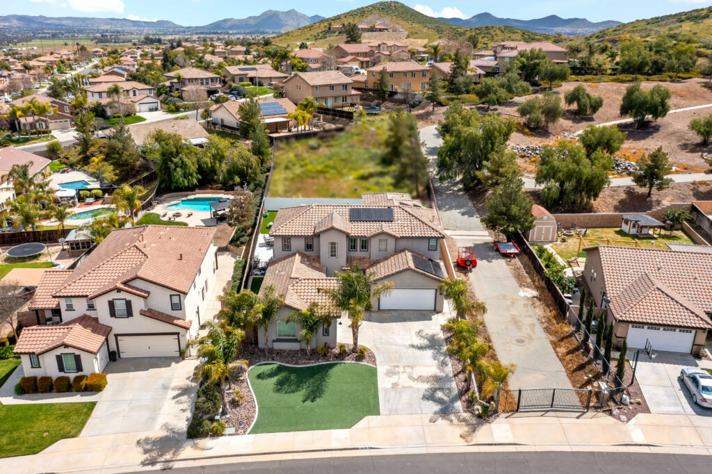 3825 Tanzanite Ct (3 of 33)